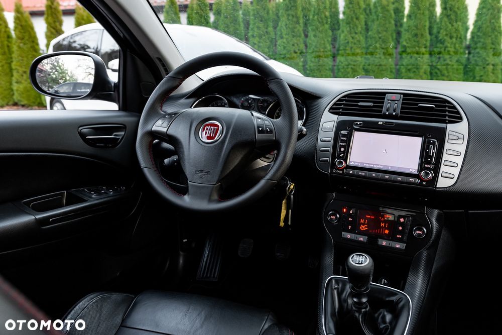 Fiat Bravo 1.4 T-JET 16V Speed - 26