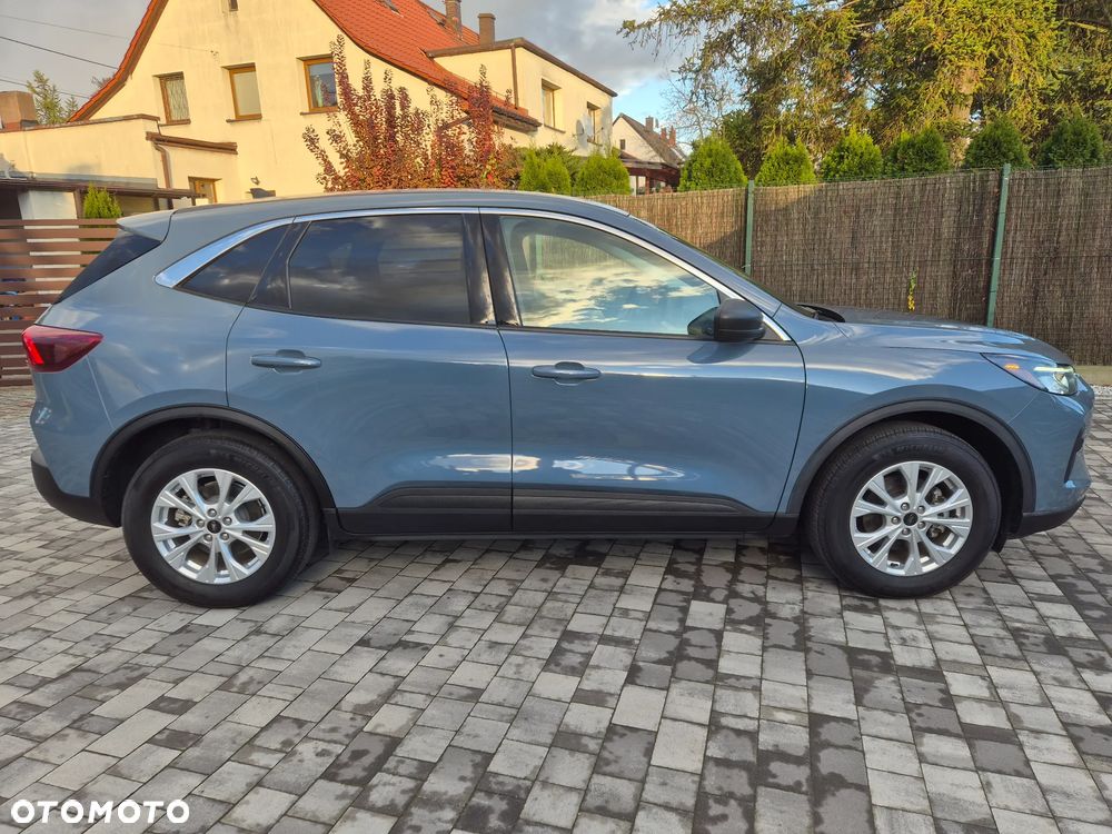 Ford Kuga - 2