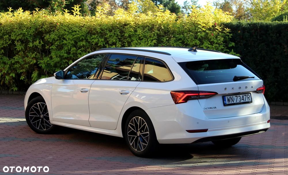 Skoda Octavia 2022 photo 4