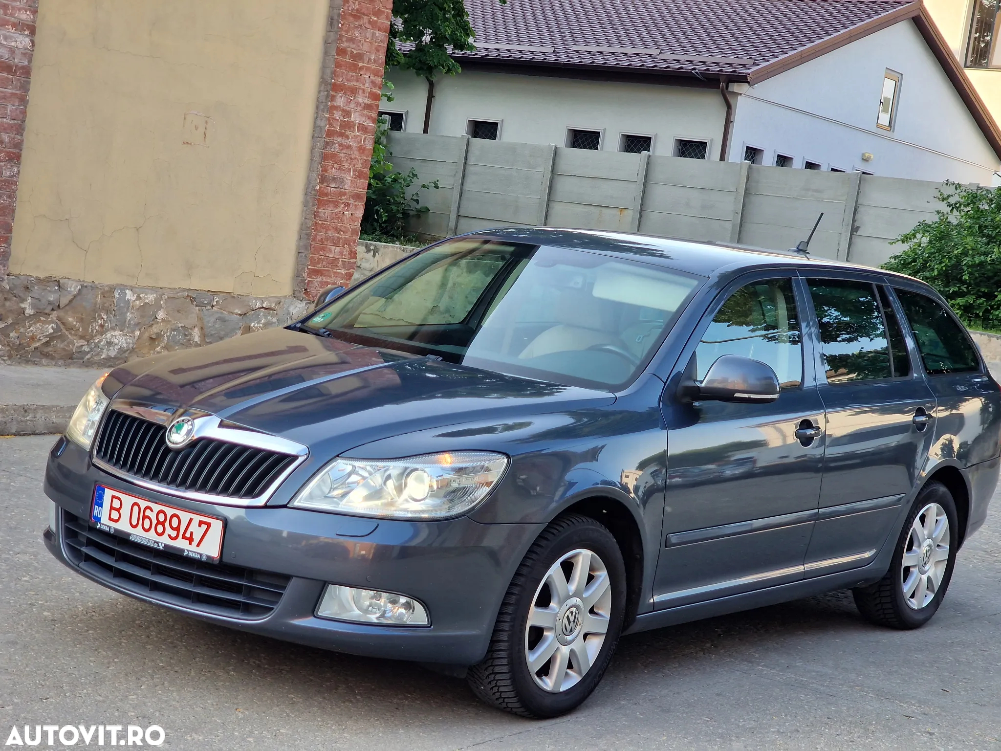 Skoda Octavia 1.6 TDI DPF DSG Elegance - 13