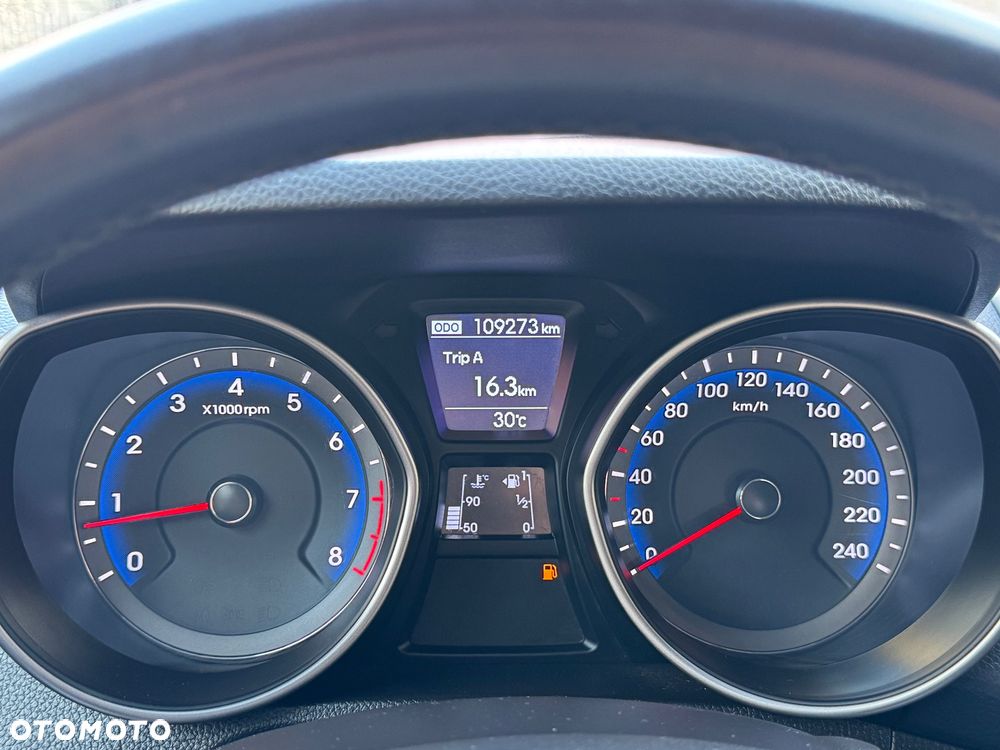 Hyundai i30 1.6 Premium - 19