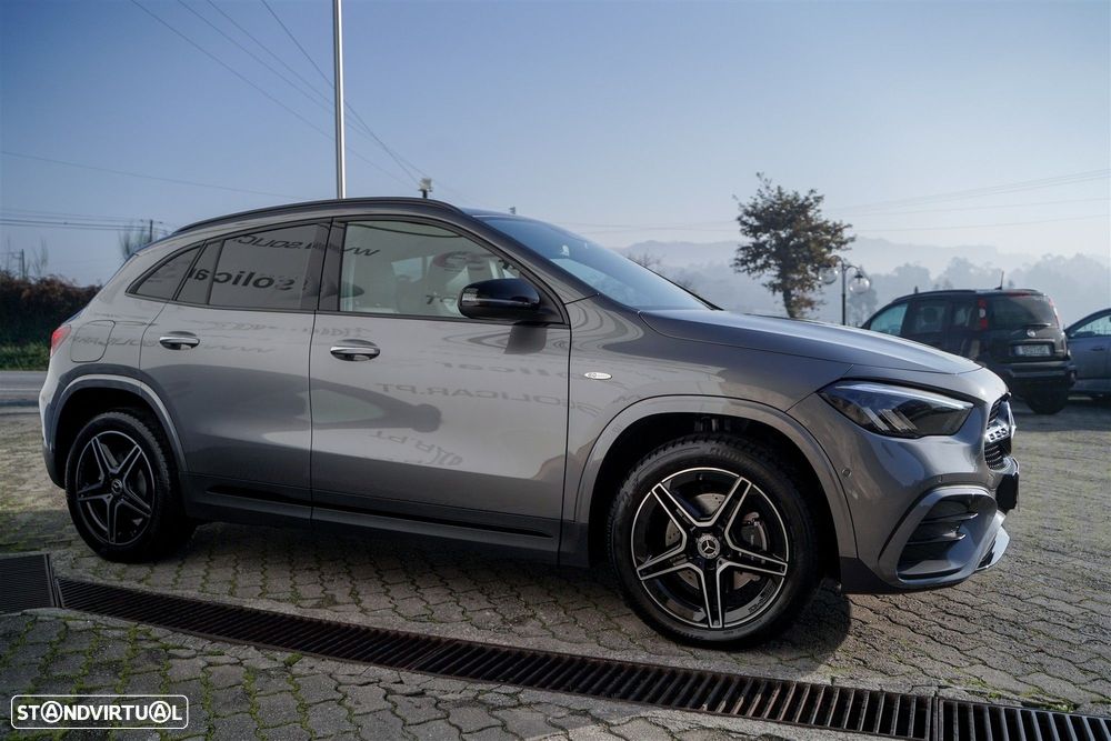 Mercedes-Benz GLA 250 e AMG Line - 5