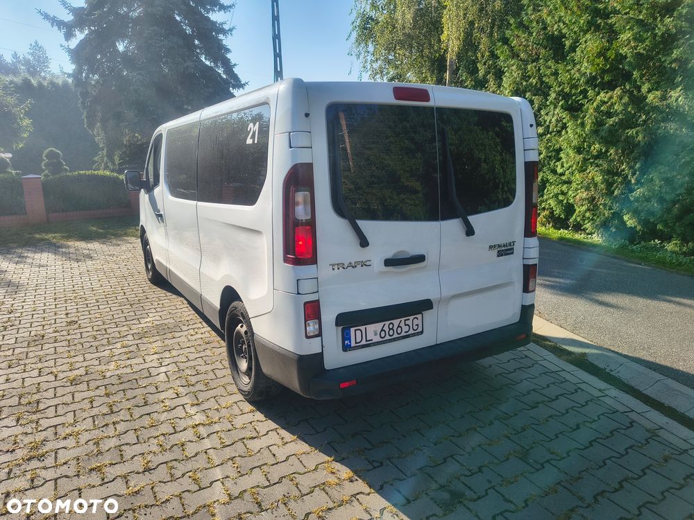 Renault Trafic Grand 2.0 dCi Escapade - 3