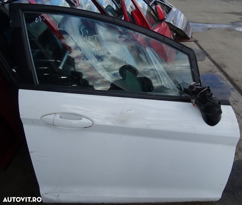 Usa dreapta fata Ford Fiesta din 2011 completa - 1