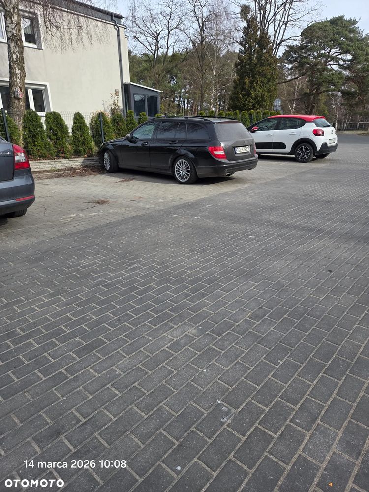 Mercedes-Benz Klasa C 220 CDI BlueEff 4-Matic Avantgarde - 30