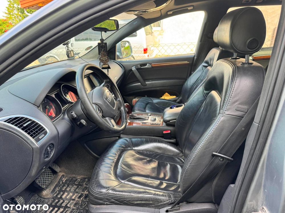 Audi Q7 - 2