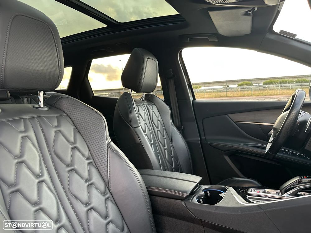 Peugeot 3008 1.6 Hybrid4 GT e-EAT8 - 41