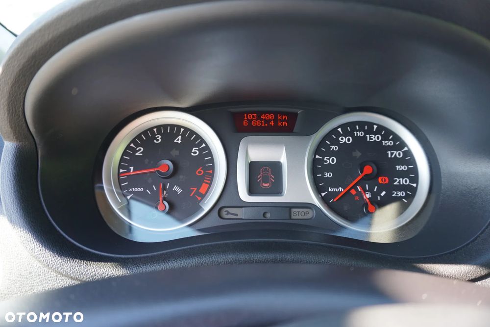Renault Clio 1.2 16V 75 Expression - 27
