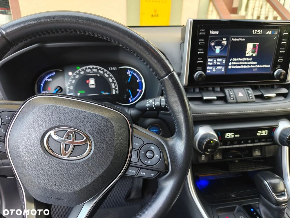 Toyota RAV4 - 19