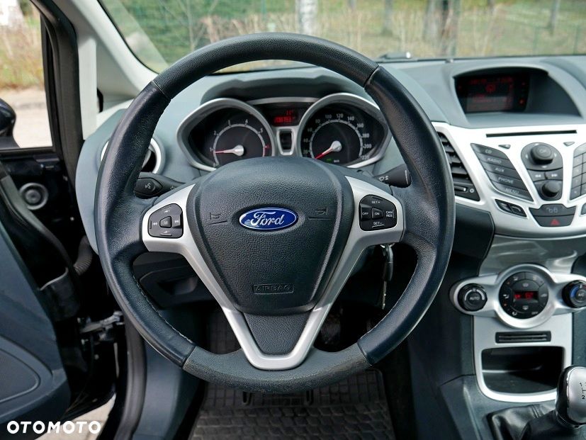Ford Fiesta 1.25 Titanium - 11