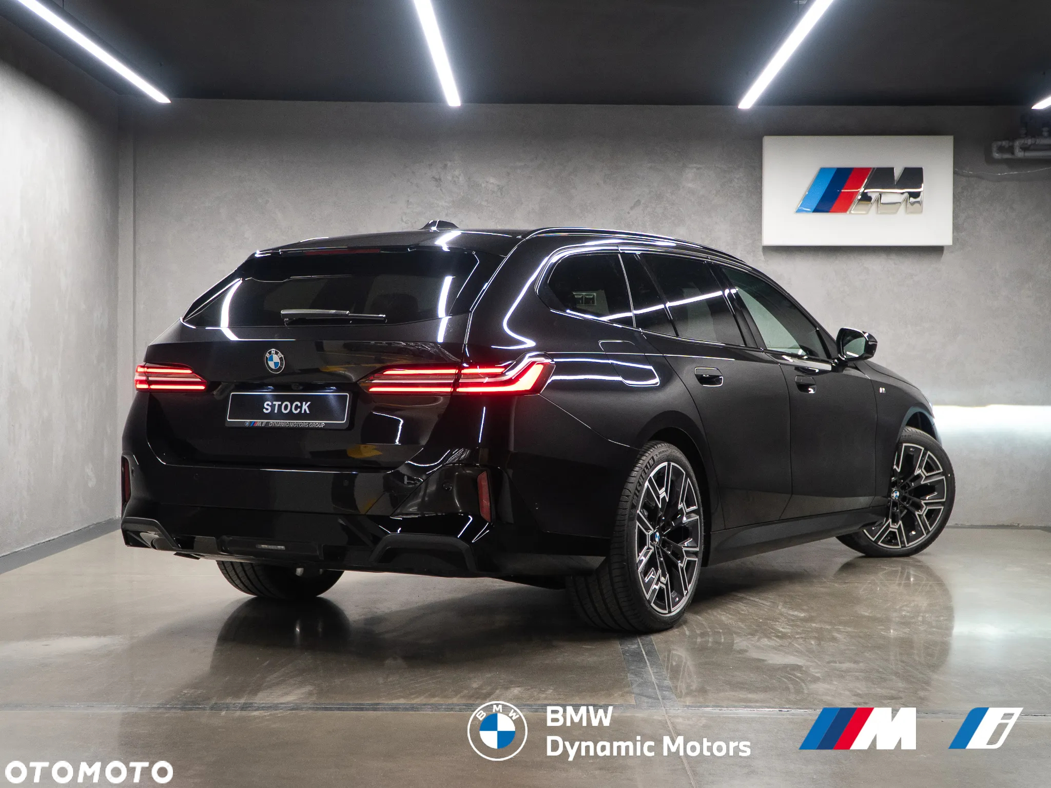BMW Seria 5 520d xDrive Touring - 4