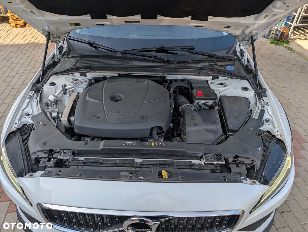 Volvo V60 T5 AWD Momentum - 8