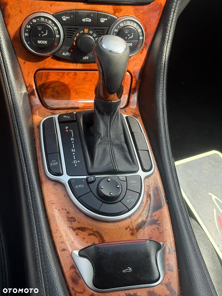 Mercedes-Benz SL - 8
