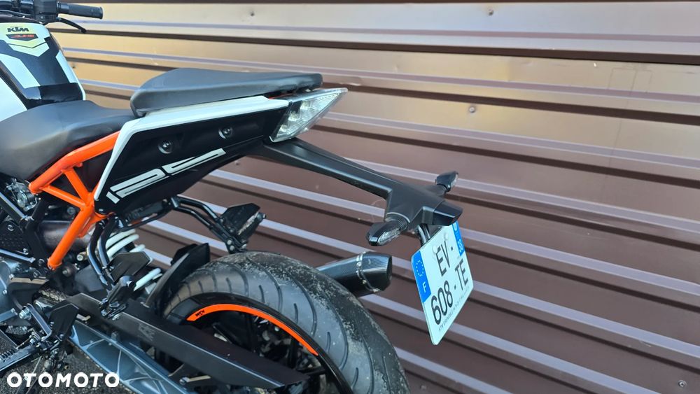 KTM Duke - 22