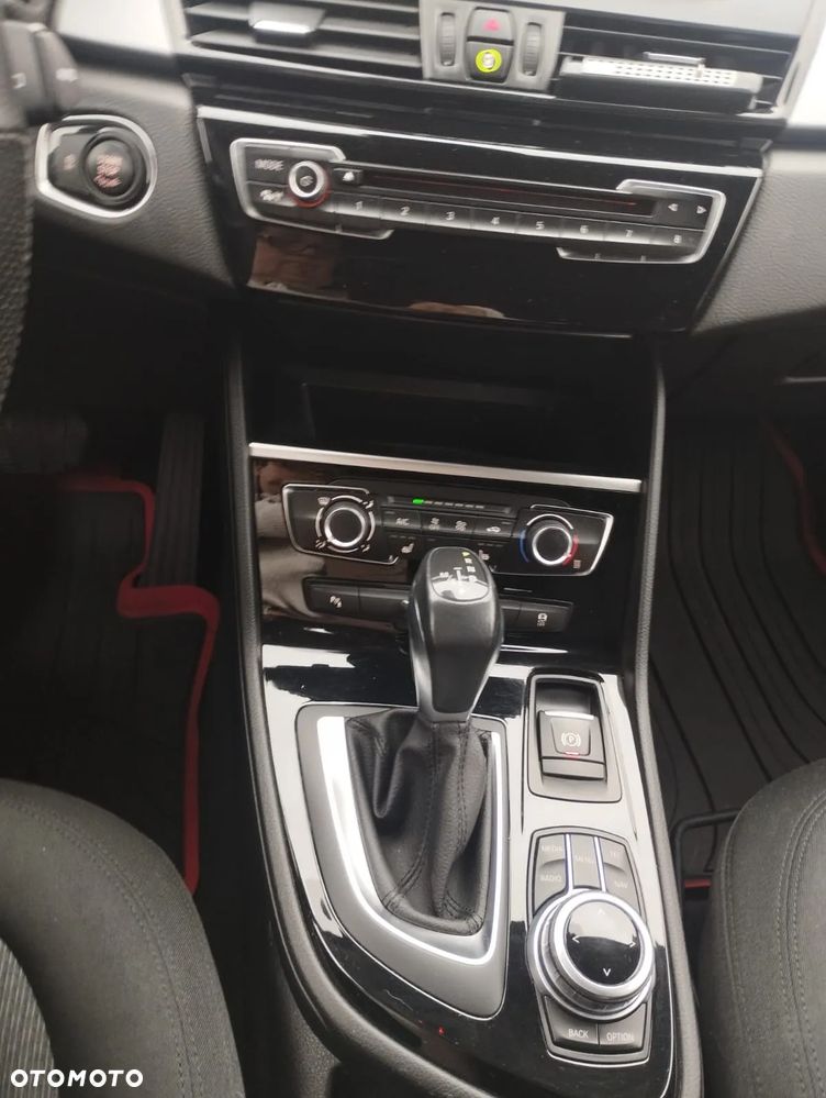 BMW Seria 2 218d GT - 8