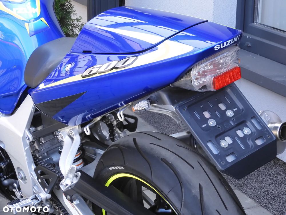 Suzuki GSX-R - 33