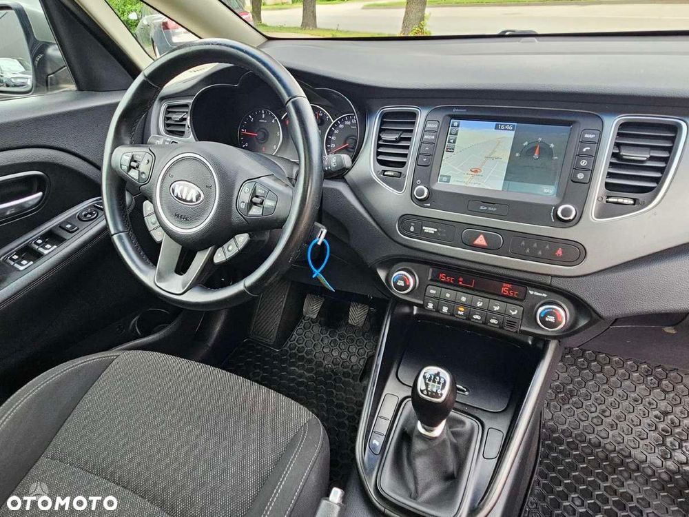 Kia Carens 1.7 CRDi 115 Dream-Team Edition - 27