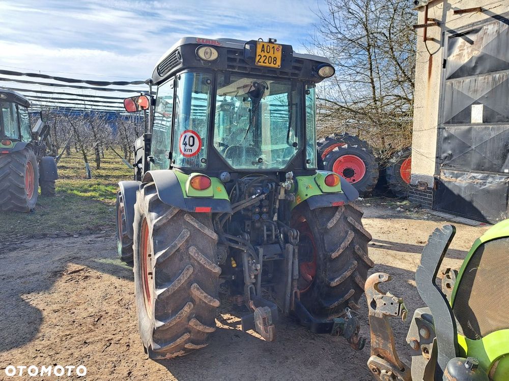 Claas Nexos 240F 4X4 - 9