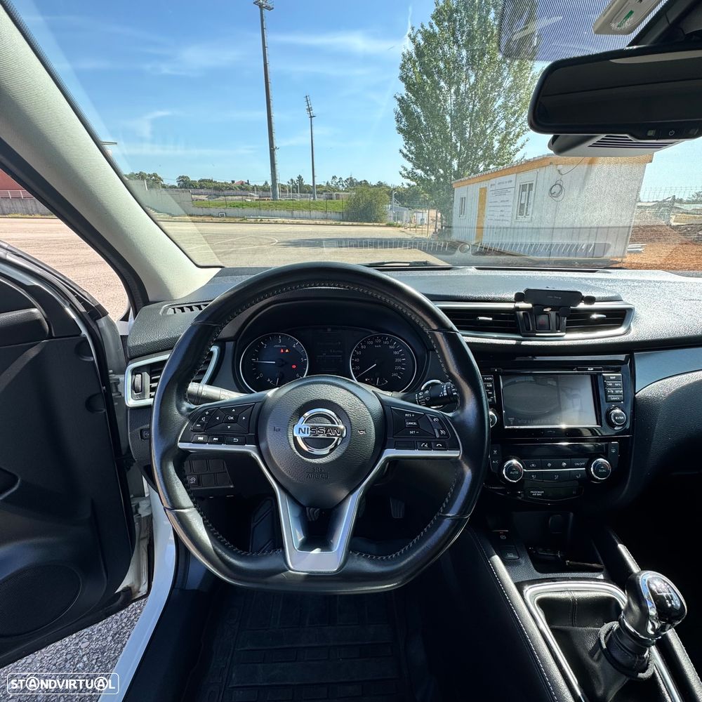 Nissan Qashqai 1.5 dCi N-Connecta J18+Led - 12