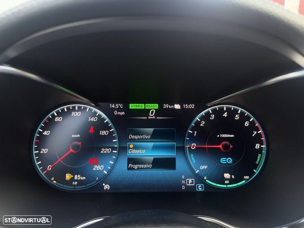 Mercedes-Benz C 300 e AMG Line - 36