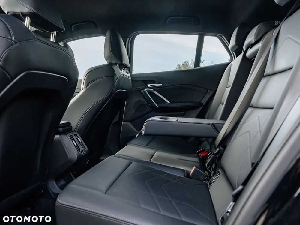 BMW X2 sDrive20i - 12