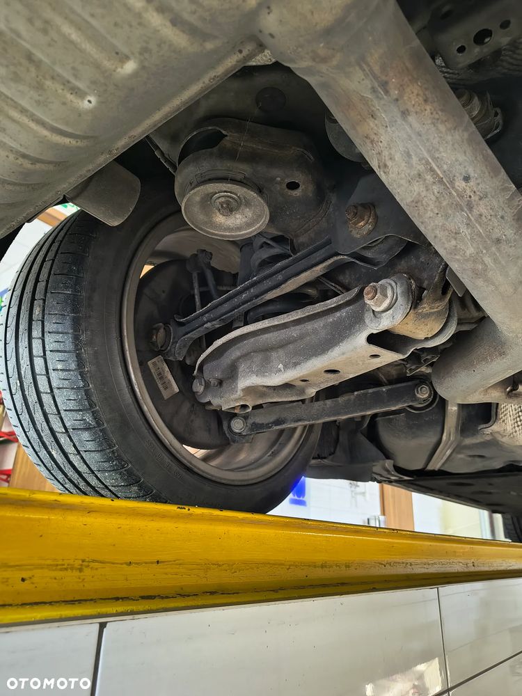 BMW Seria 3 - 28