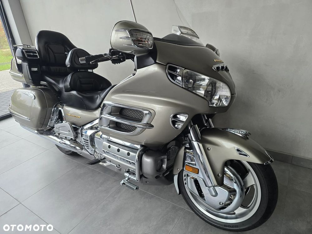 Honda GL - 29