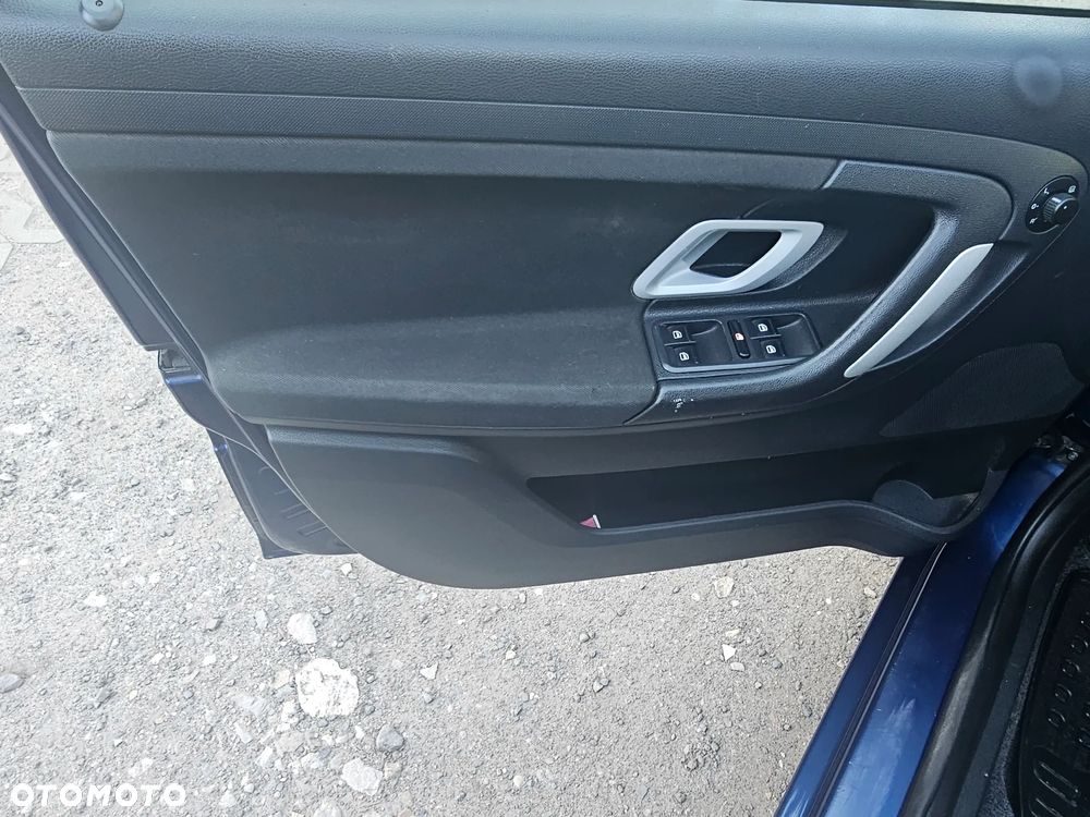 Skoda Fabia 1.6 16V Ambiente - 8