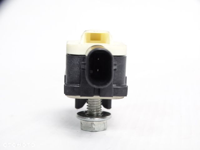 BMW  2 F22  3 F30  4 F32 F36  USA Czujnik Uderzenia Uderzeniowy Drzwi  65779217711 9217711   BMW 218d 218i 220d 220i 225d 228i 230i 320i 328d 328i 330i 335i 340i - 3