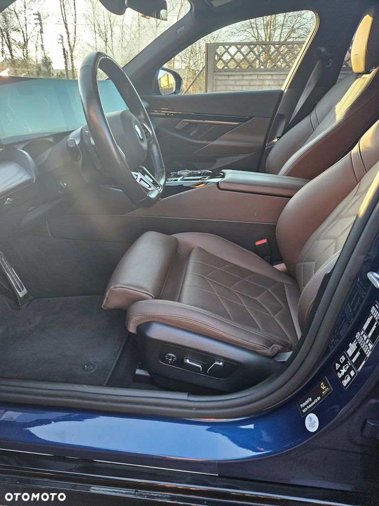 BMW Seria 5 - 10