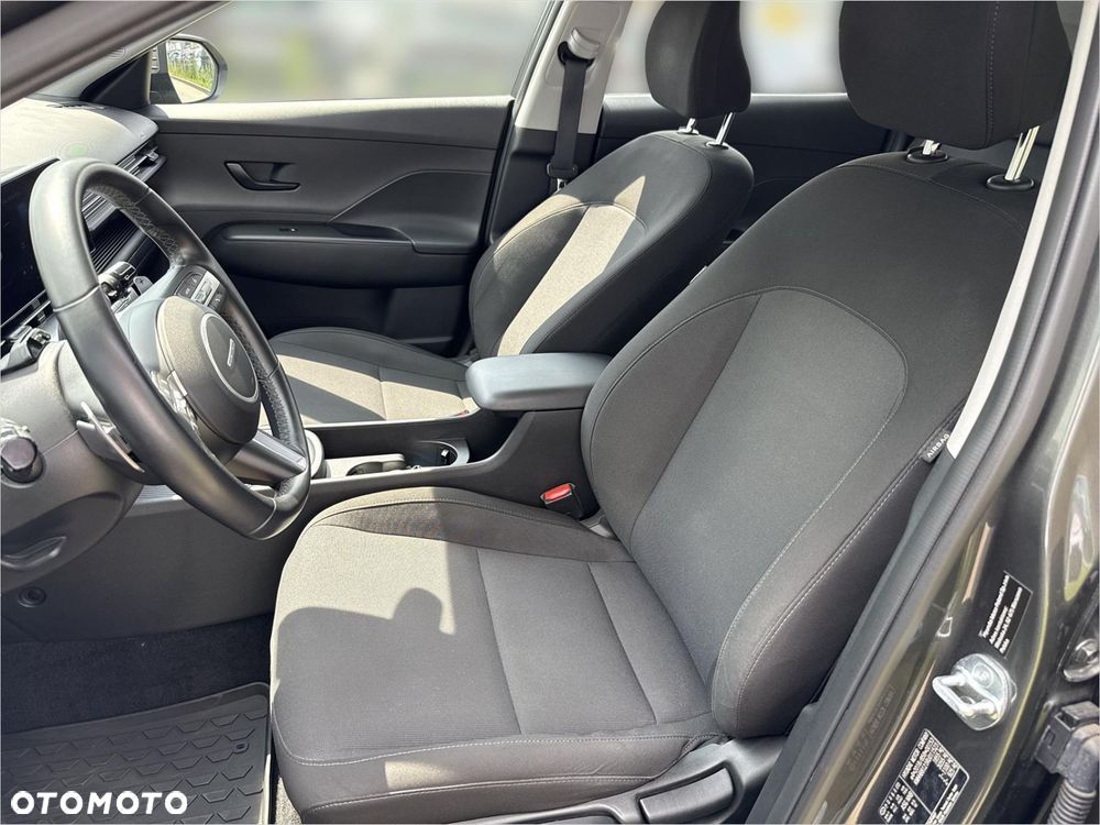 Hyundai Kona - 12