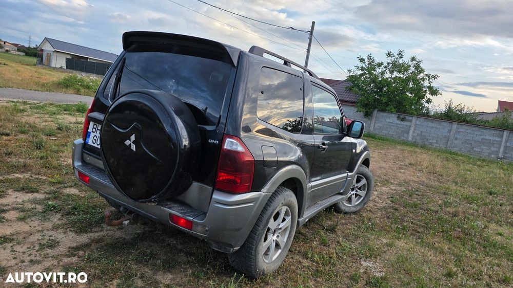 Mitsubishi Pajero 3.2 DI-D Automatik Dakar - 4