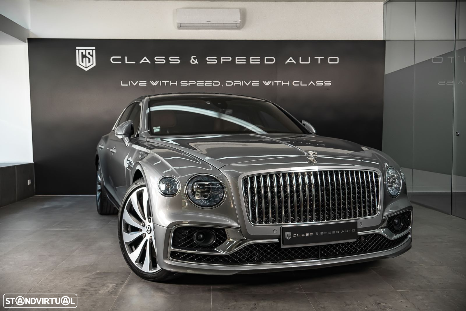 Bentley Flying Spur W12 - 3