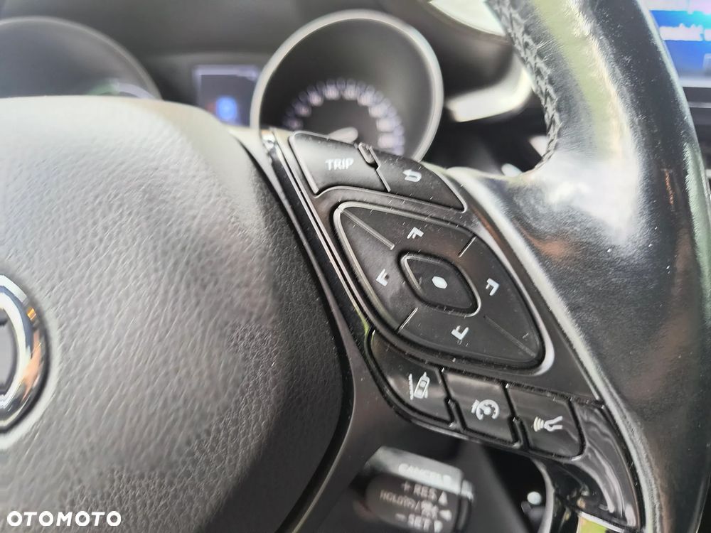 Toyota C-HR 1.8 Hybrid Prestige - 9
