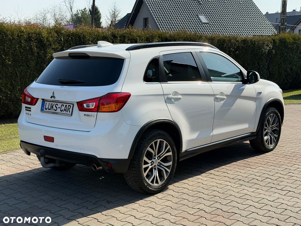 Mitsubishi ASX - 5