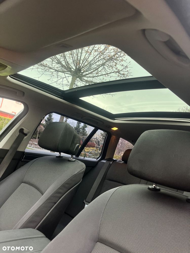 BMW Seria 5 520d Sport-Aut - 21