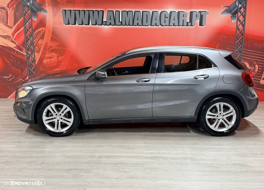 Mercedes-Benz GLA 180 CDI Urban - 2