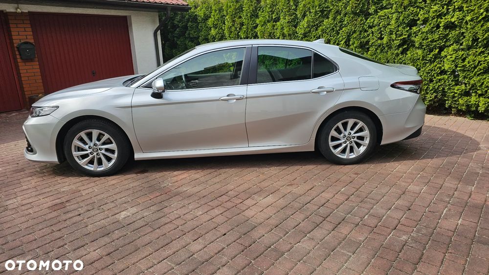 Toyota Camry 2.5 Hybrid Comfort CVT - 14