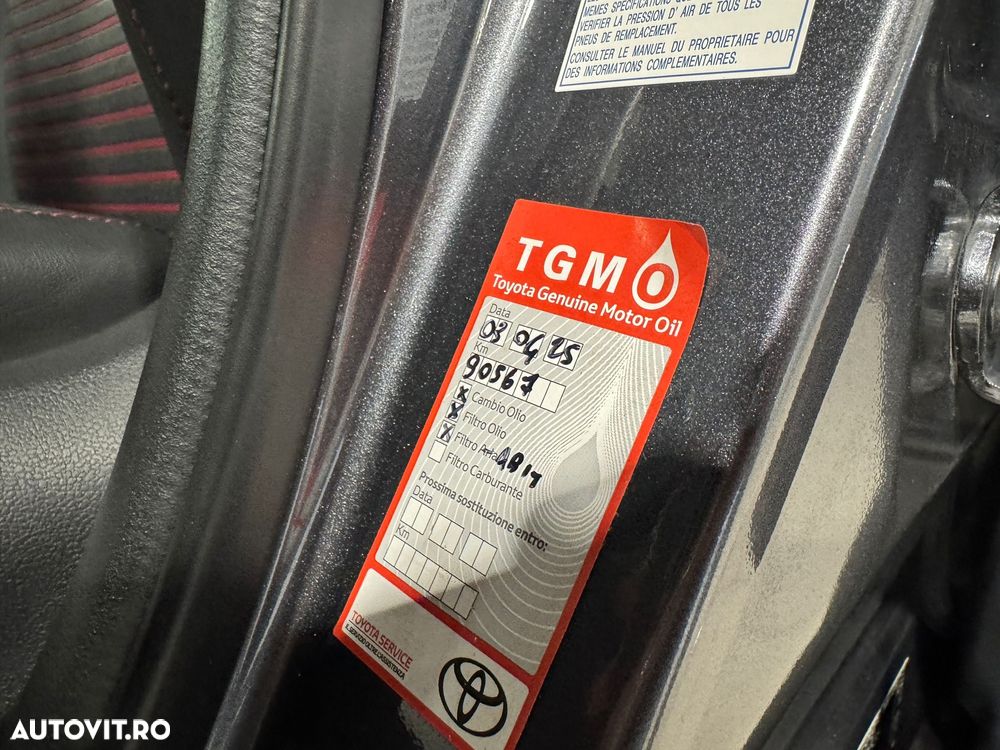 Toyota RAV4 2.5 PHEV VVT-iE 4x4 Style Bi-Tone - 26