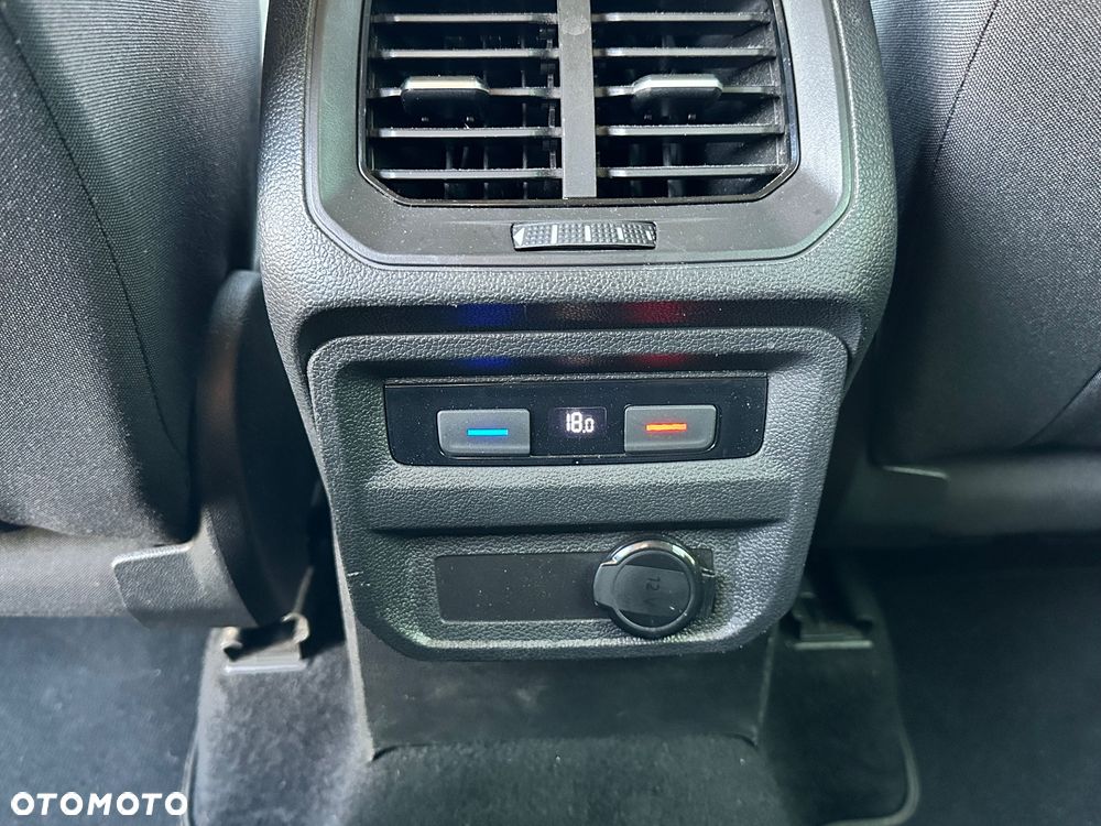 Volkswagen Tiguan - 35