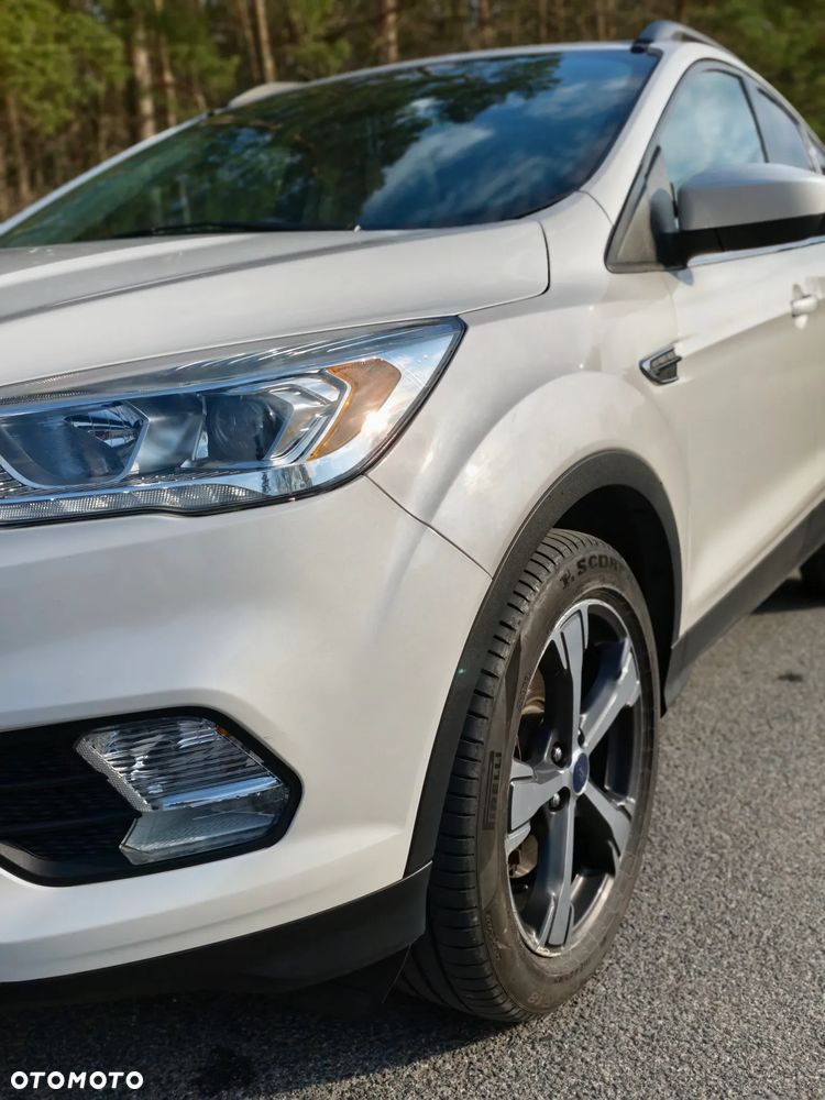 Ford Kuga 1.5 EcoBoost AWD Trend ASS - 9