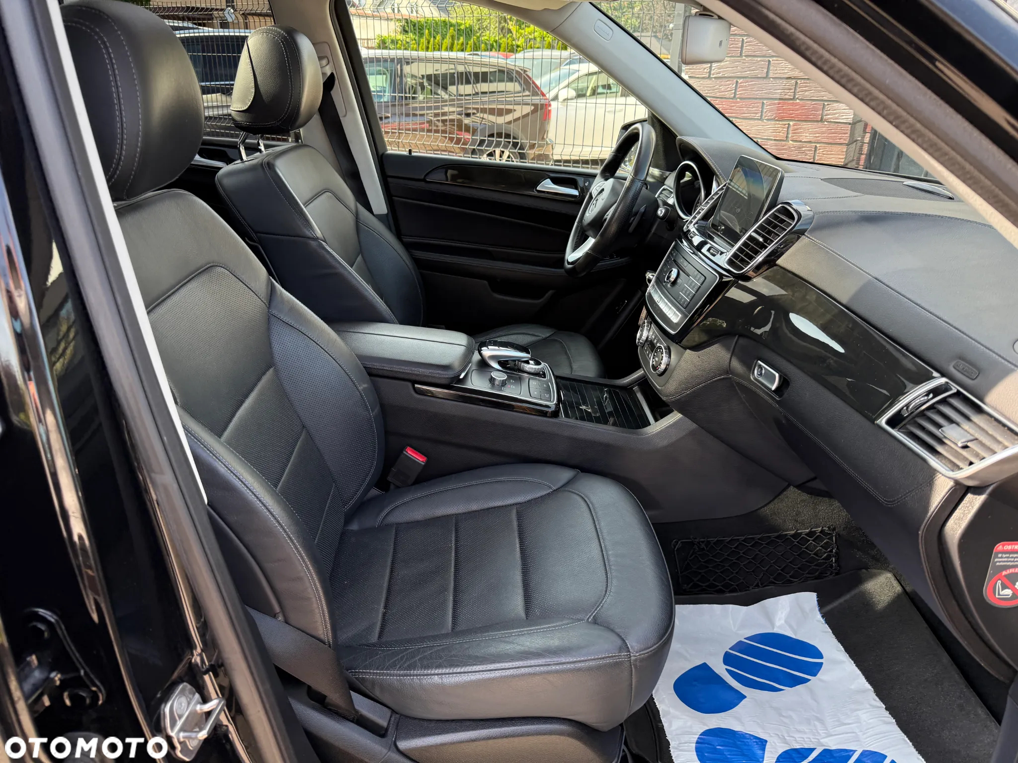 Mercedes-Benz GLE 350 d 4-Matic - 13
