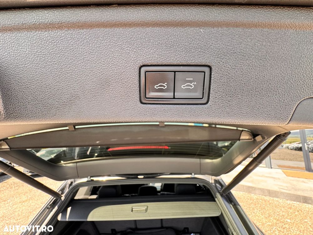 Volkswagen Touareg V6 TSI eHybrid PHEV R - 32