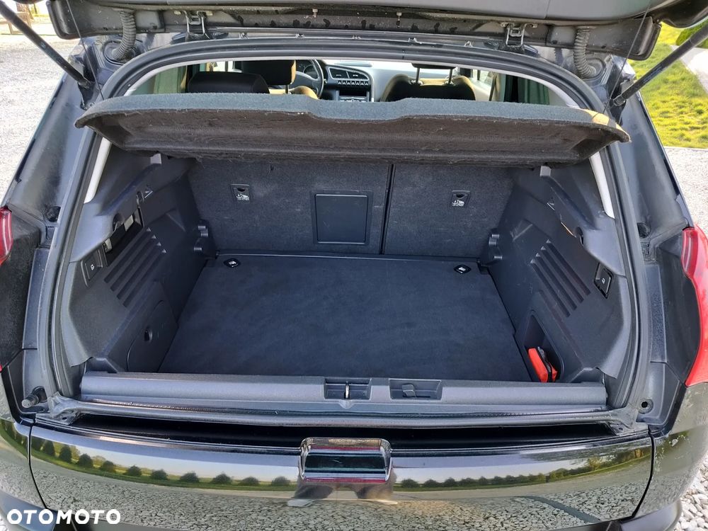 Peugeot 3008 1.6 Premium+ - 18