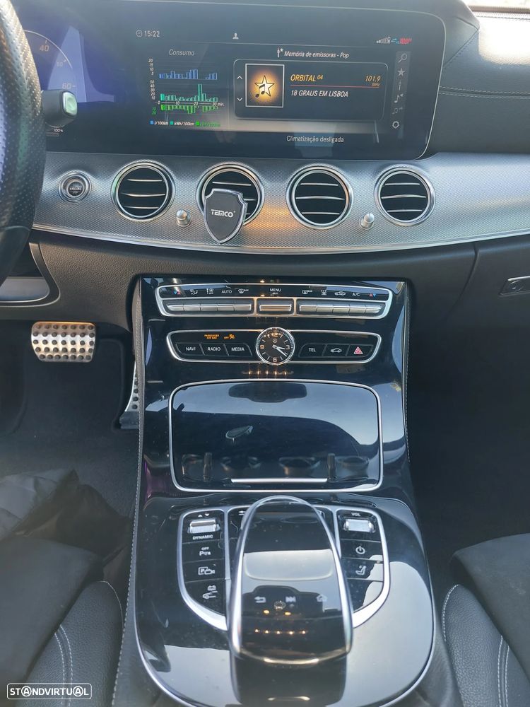 Mercedes-Benz E 300 de AMG Line - 14