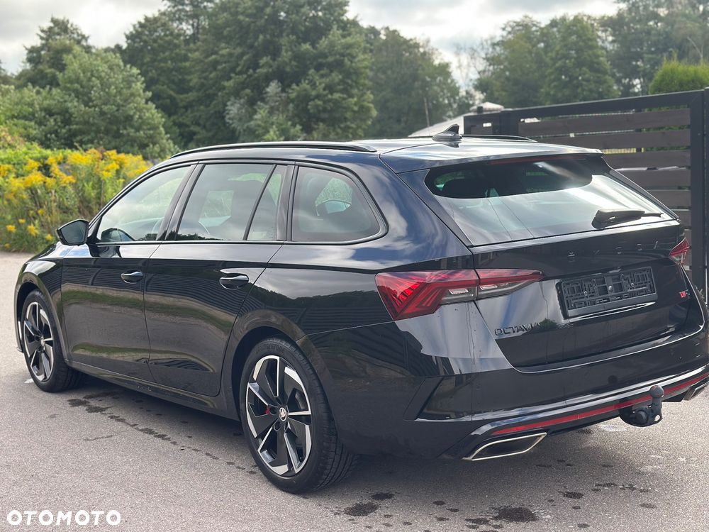 Skoda Octavia 2.0 TSI RS 245 DSG - 10