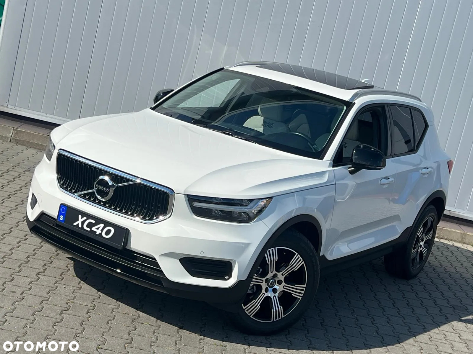 Volvo XC 40 - 5