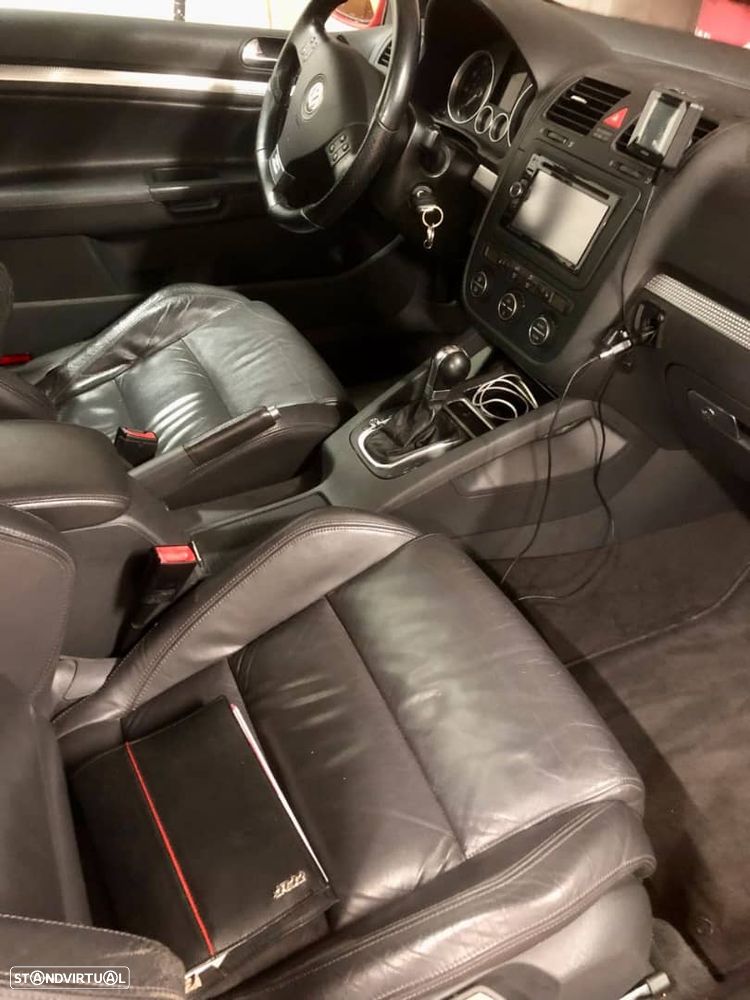 VW Golf - 6