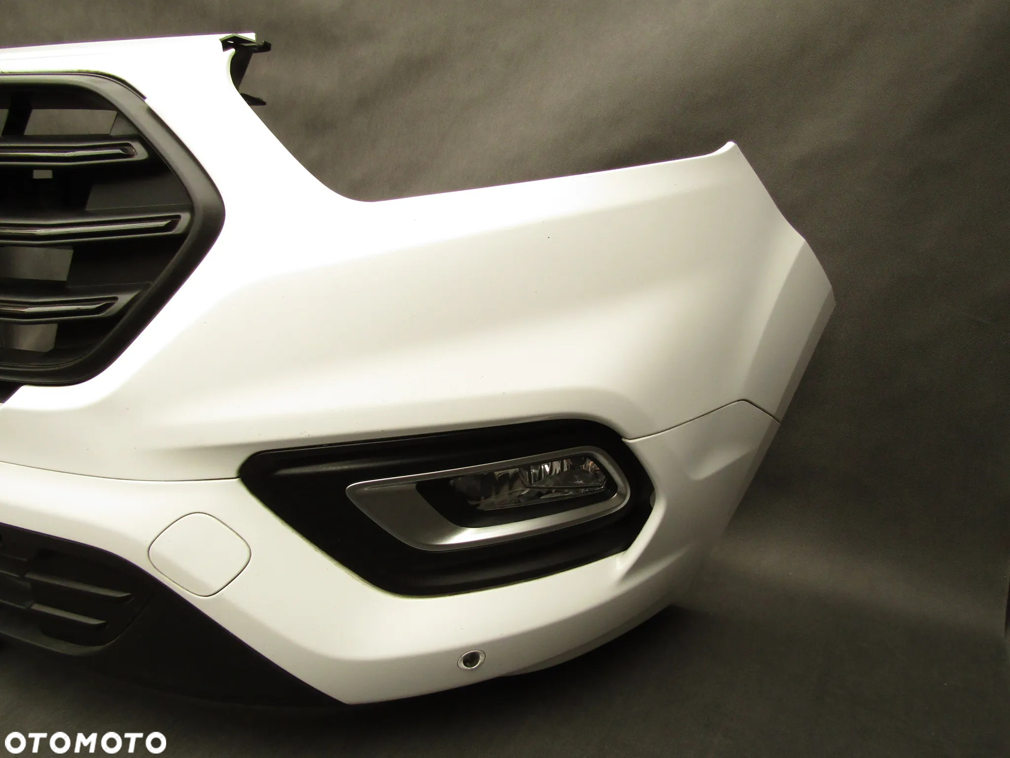 Zderzak przedni Ford Transit Tourneo Custom 18-22 Frozen White - 14