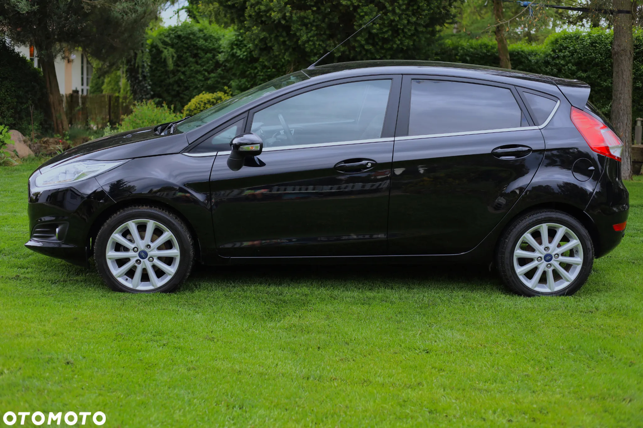 Ford Fiesta 1.5 TDCi Ambiente - 6